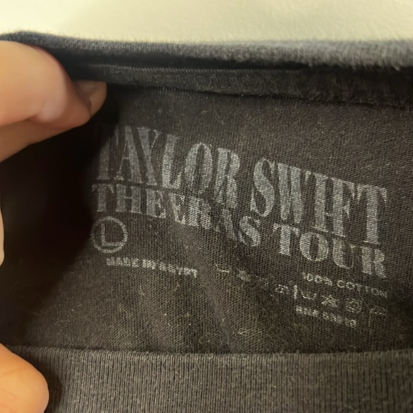 Taylor Swift Women's The Eras Tour Black Graphic Short Sleeve T-Shirt Size Large - Picture 4 of 7
